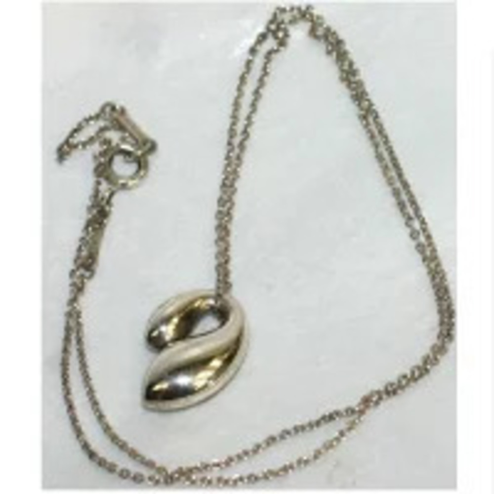sparkling Tiffany Co chain necklace heavy silver pendant Silver
